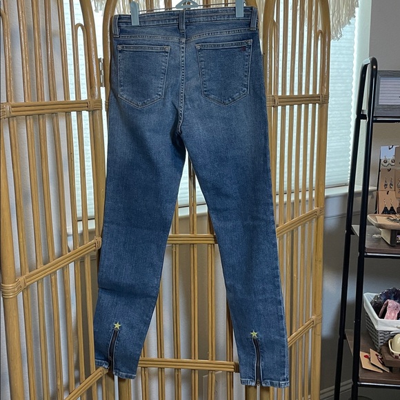 MM Vintage skinny yellow embroidered Blue Jeans with Yellow Star Accents - Picture 4 of 5